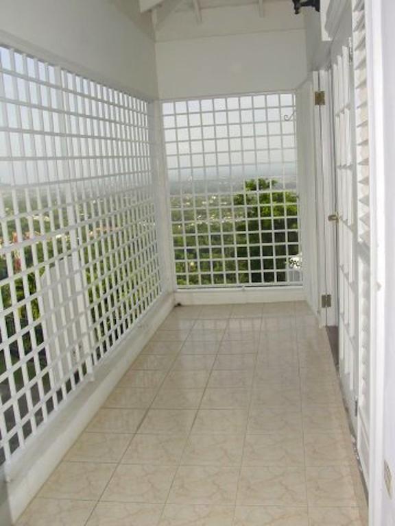 Hill Top Kingston Jamaica Rom bilde